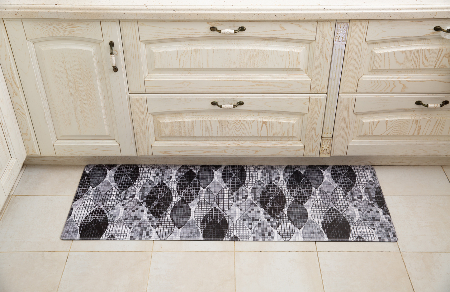 19.6 in. x 55 in. Anti-Fatigue Kitchen Runner Mat (Black Geo)